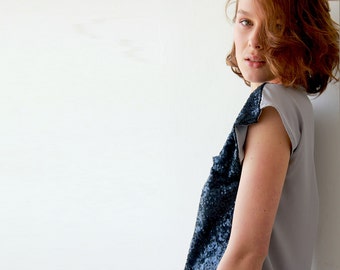 Sequin Blue sparkling top with short sleeves, Sequin glam Blouse 2044