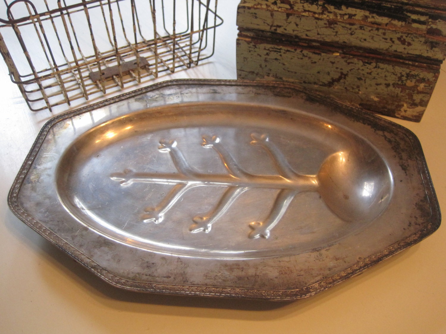 OmG What a FaBuLoUs Silverplate Platter or Tray Haute Juice