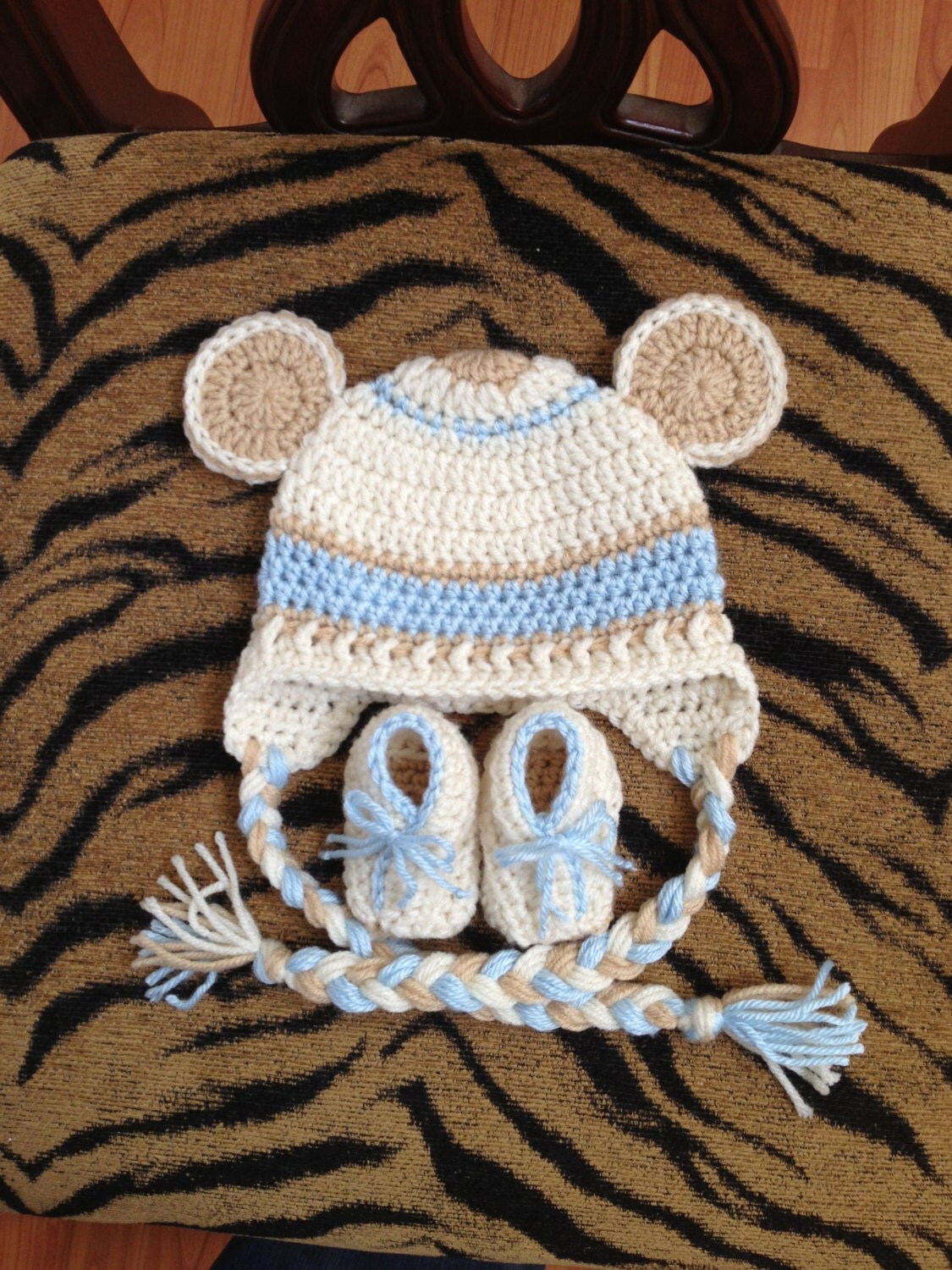 Crochet Baby Boy Gift Set HAT and BOOTIES Ivory with Beige