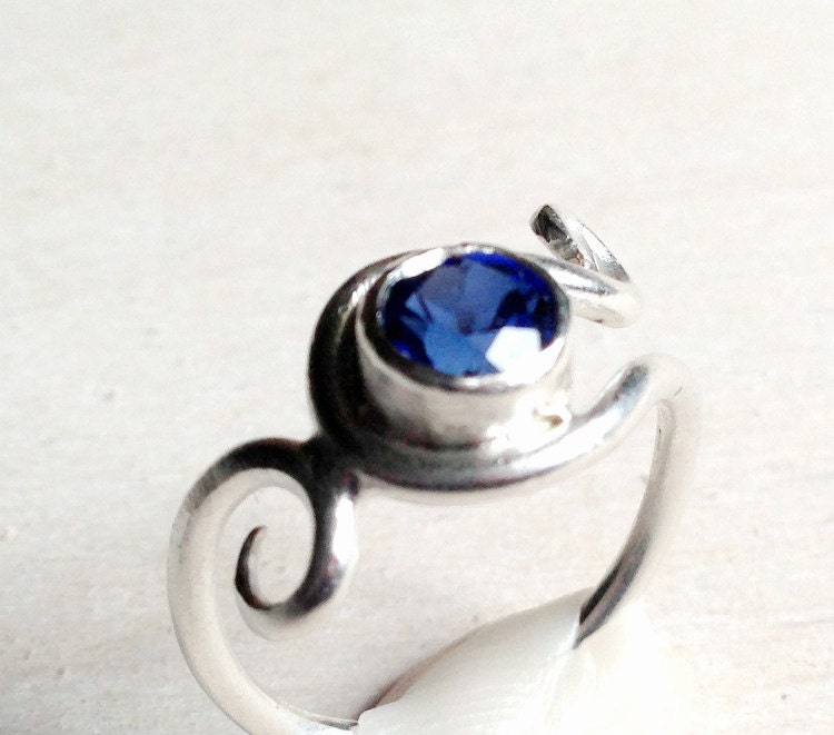 sterling silver sapphire ring