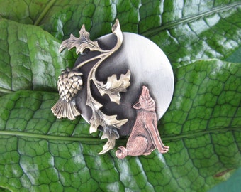 Twilight Wolf Brooch- Wolf Jewelry- Howling Wolf- Howl at the Moon