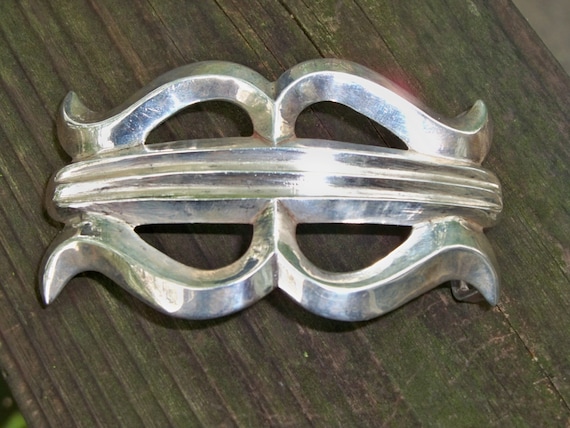 Vintage solid sterling silver belt buckle