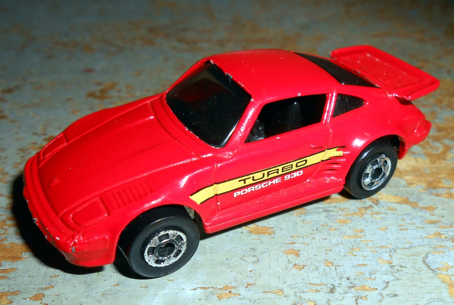 Vintage Toys Hot Wheels Porsche 930 Turbo Sports Car