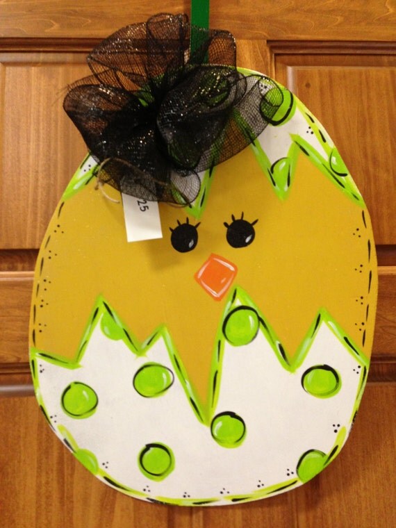 Items similar to Easter Chick Egg Door Hanger Happy Easter Decor Wood ...