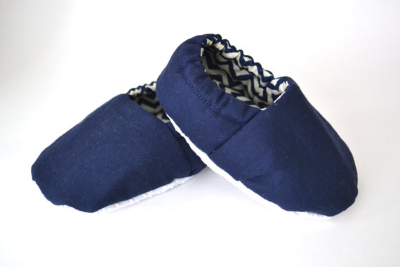 navy blue infant shoes