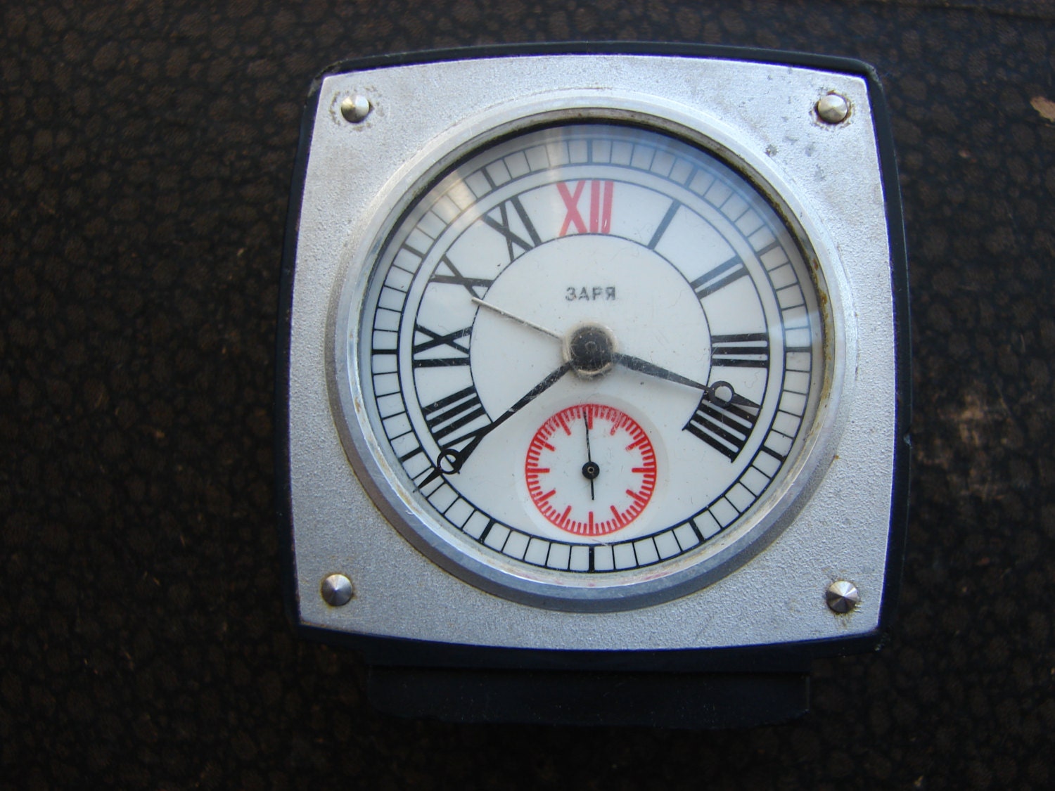 Soviet Union Russian USSR Mechanical Table Clock ZARJA with