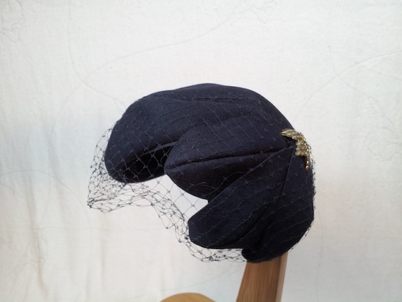 Vintage Half Hat 101
