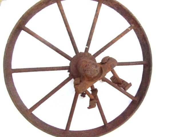 Antique Wagon Wheel Metal Wheel Iron Works Wall Hanging   Il Fullxfull.468304246 Qh86 