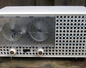 General Electric AM FM Clock Radio