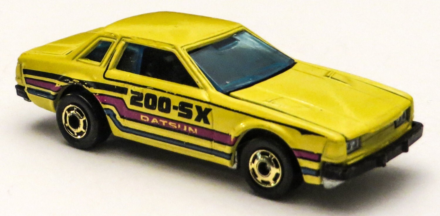 Hot Wheels 1982 Gold Hot Ones Datsun 200SX