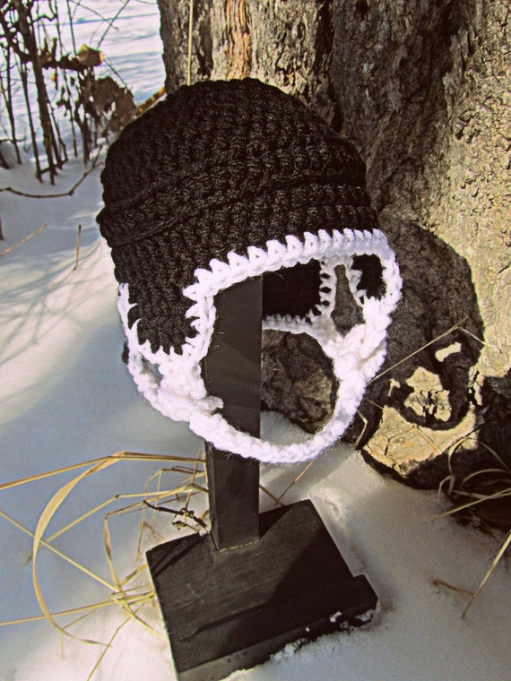 hockey-helmet-crochet-newborn-12-months-made-to-order