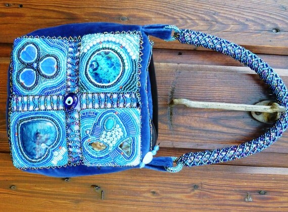 Blue bead embroidery bag