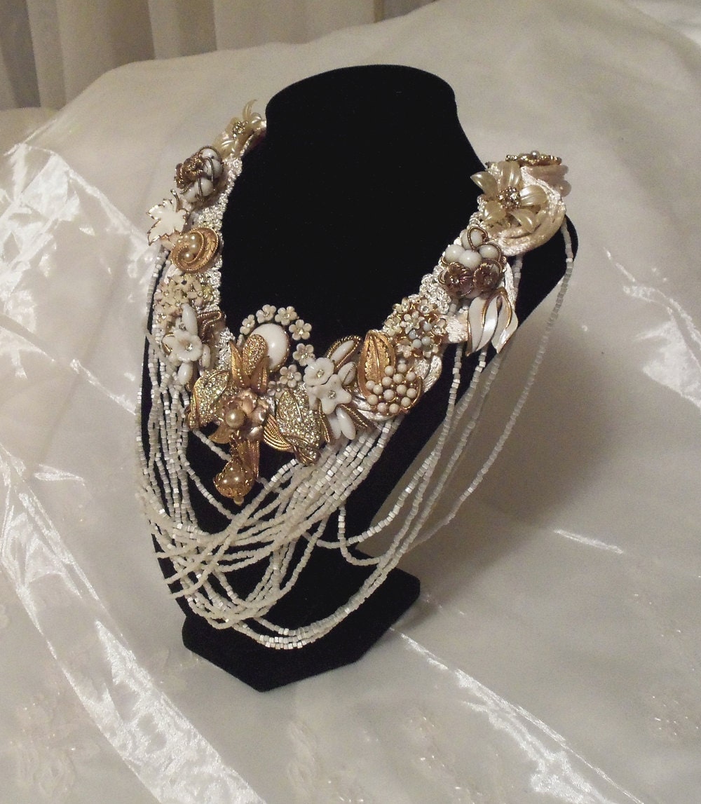 floral wedding necklace