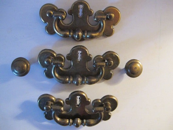 Items Similar To Salvage Restoration Hardware 5 Retro Brass Drawer Pulls Handlesfurniture