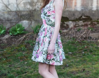Upcycled vintage floral dress / 1960's / spaghetti strap / size small