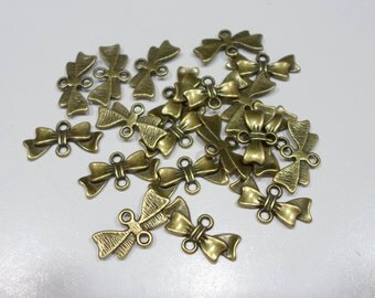 218 pendentif boucle antique bronze 20mm x 10mm, trou 2mm (20 pièces)