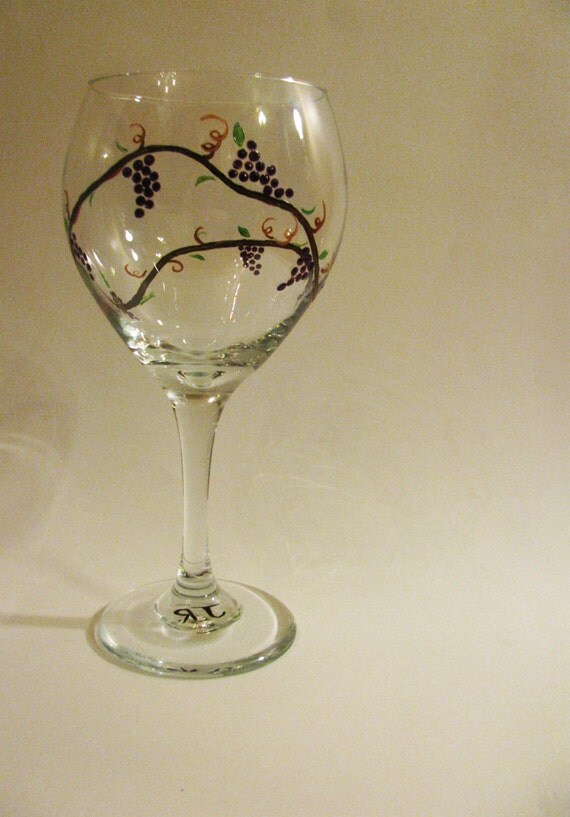 Grape Vine Wine Glass