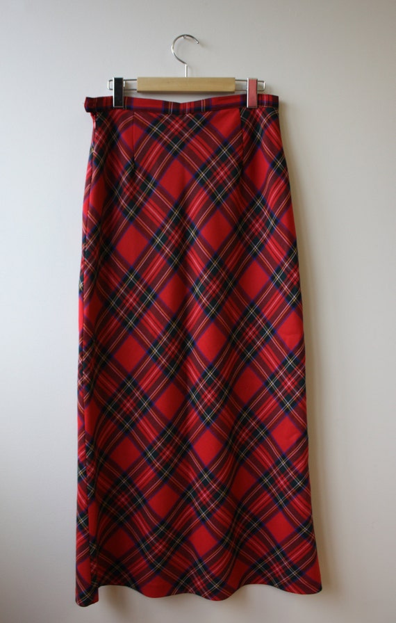 Vintage red tartan maxi skirt / punk plaid wool by mariemagie