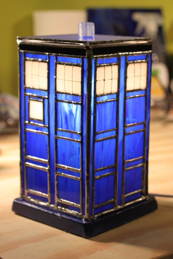 Items similar to Stained Glass TARDIS Lamp on Etsy