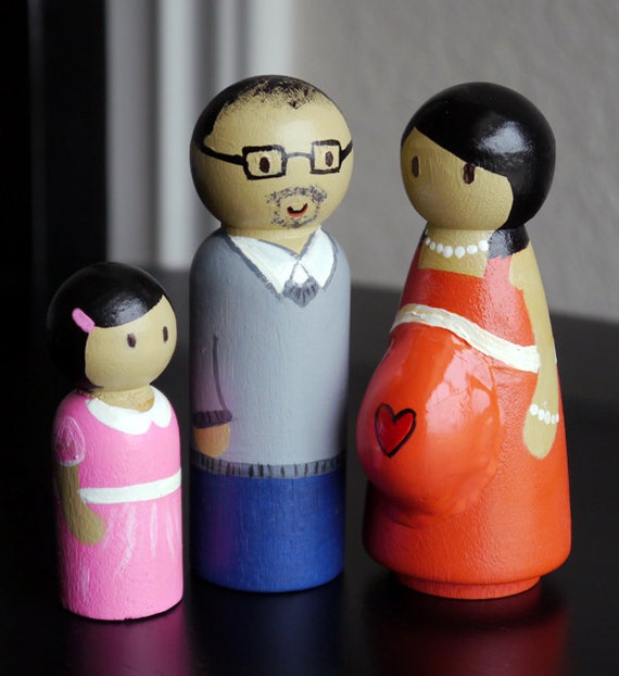 Family of 3 Pregnant Wooden Peg Doll with 3D Baby by CustomCao