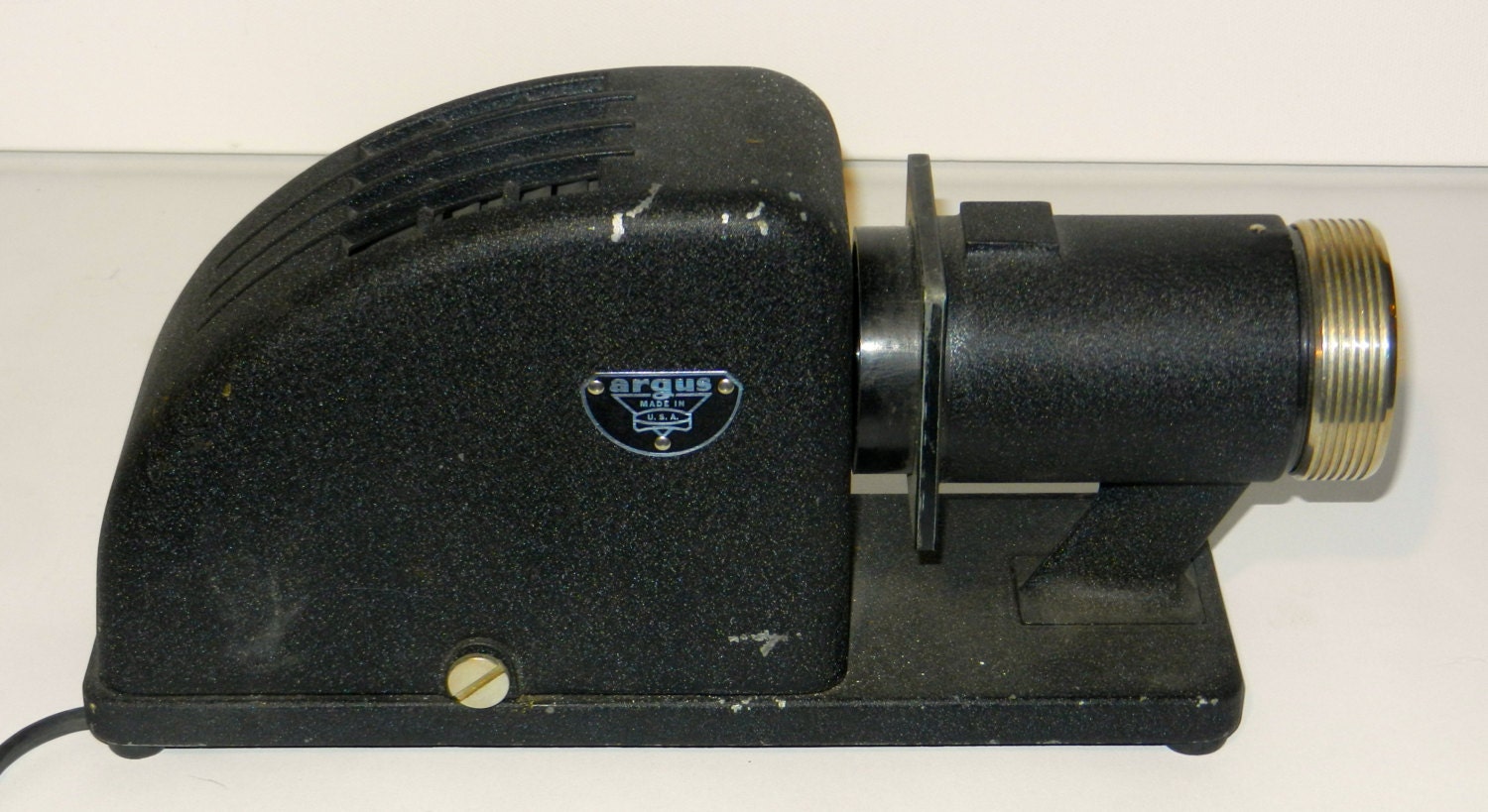 1940s Vintage Argus Slide Projector