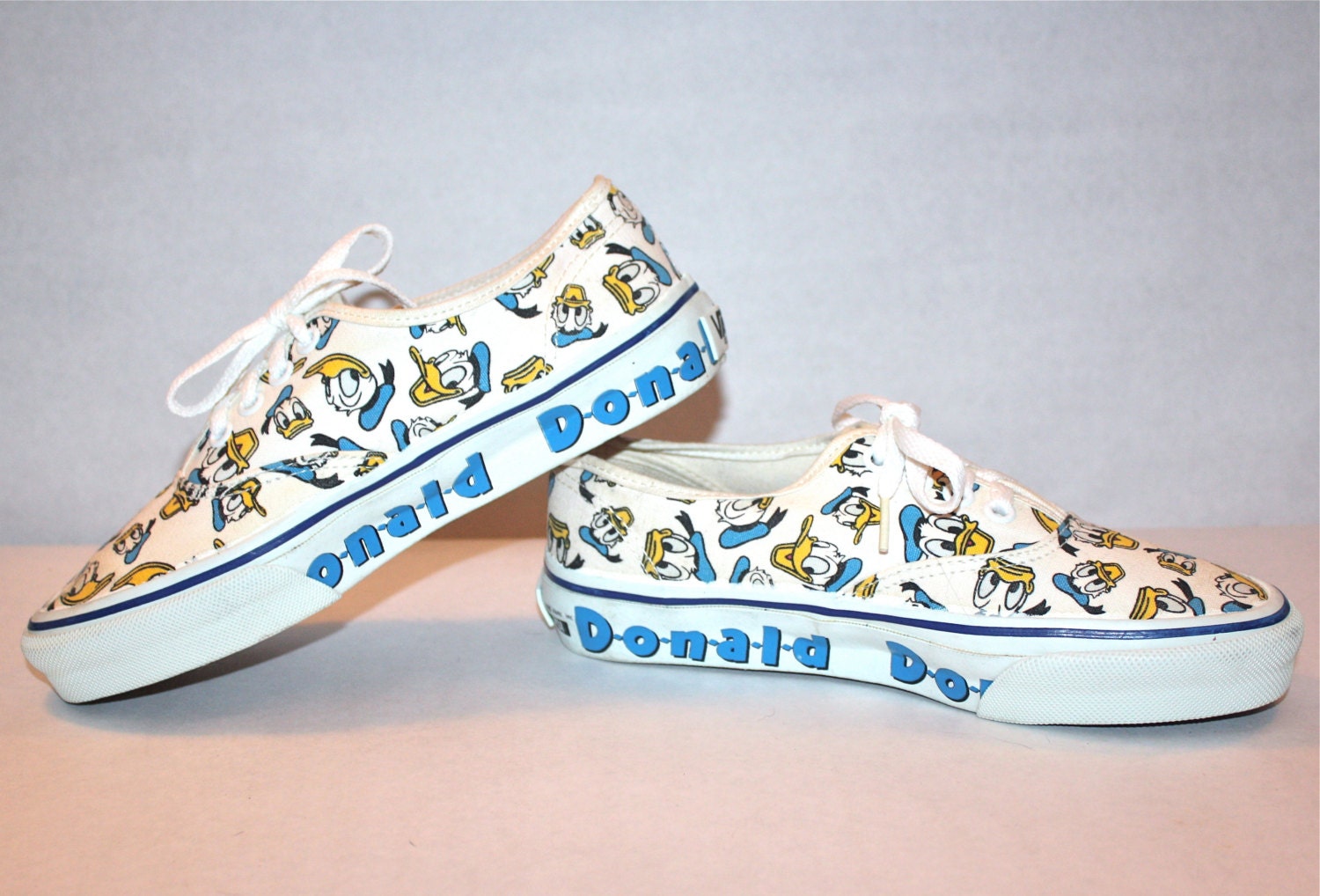 Vintage DONALD DUCK VANS Sneakers Punk Skate Tennis Shoes Size
