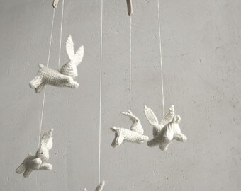 baby mobile / bunny mobile / rabbit mobile / jumping hare mobile / handmade mobile