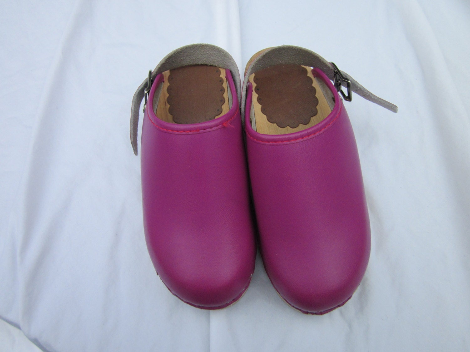 Vintage Purple Leather Little Girls Clogs Shoes Size 3