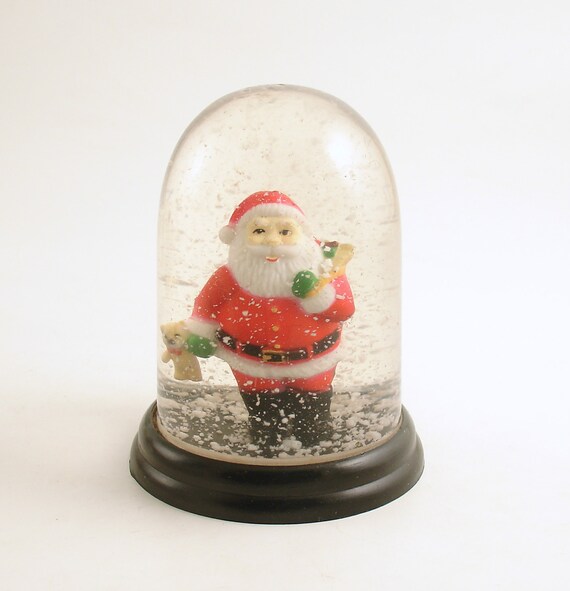 vintage christmas snow globe santa claus vintage christmas snow globe santa claus