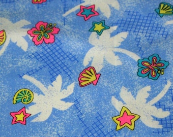 SALE vintage 80s cotton fabric featuring adorable tropical shells and palm trees print, 1 yard,18 inches