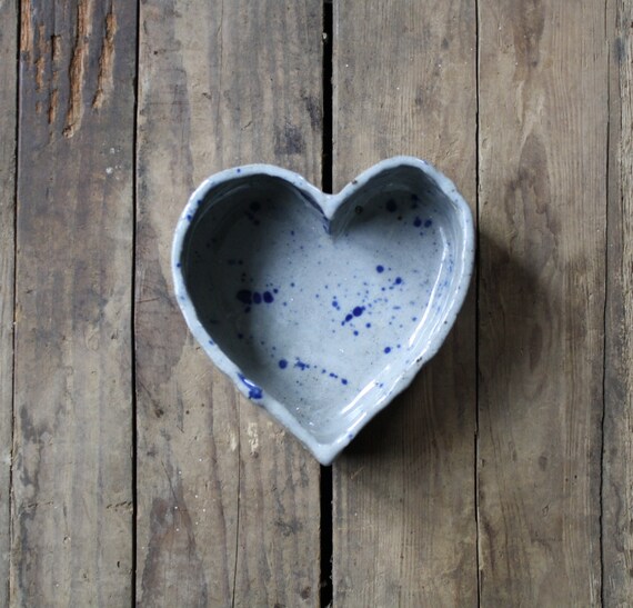 vintage ceramic pottery heart shaped bowl