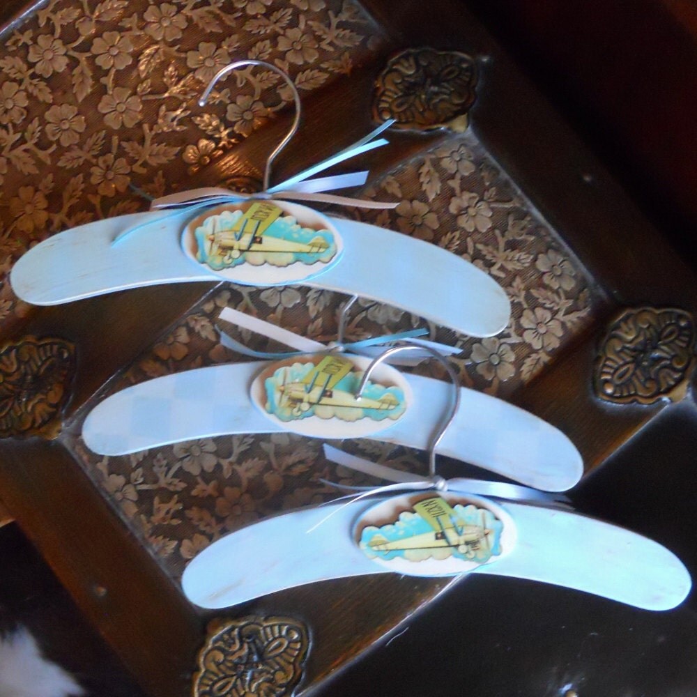Vintage Style Baby Airplane Clothes Hangers Set of 3