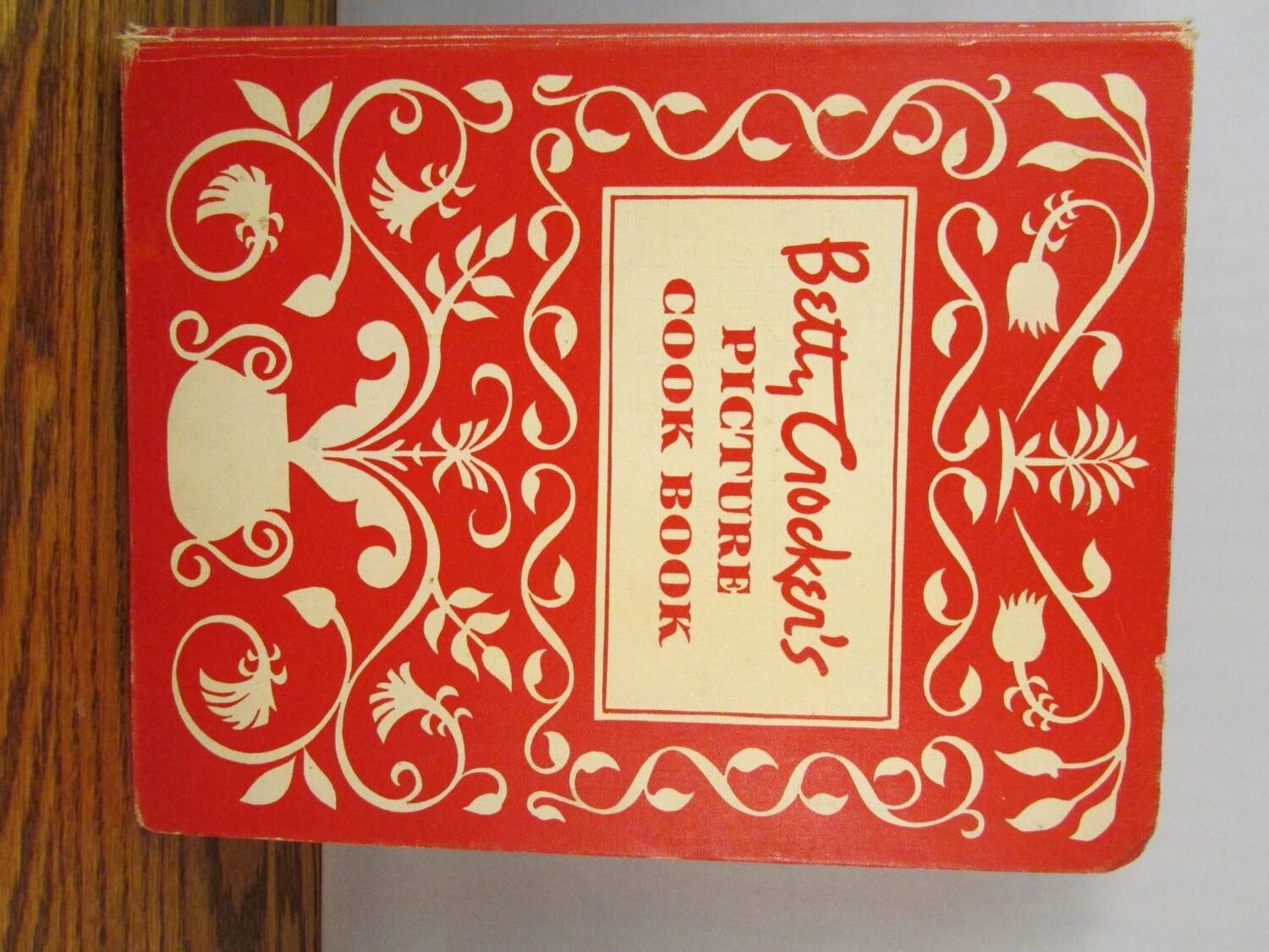 Vintage Betty Crocker Cook Book 1950 First Edition Picture