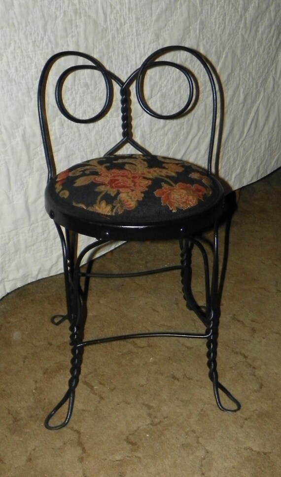Black Iron Vanity Stool / Dressing Chair