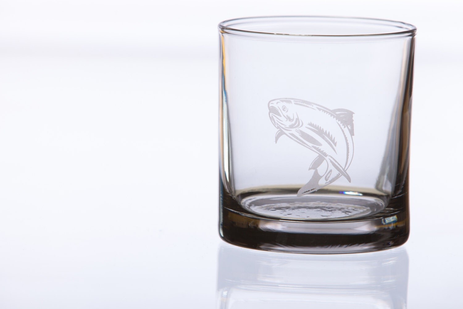 Fly fishing etched rocks glass