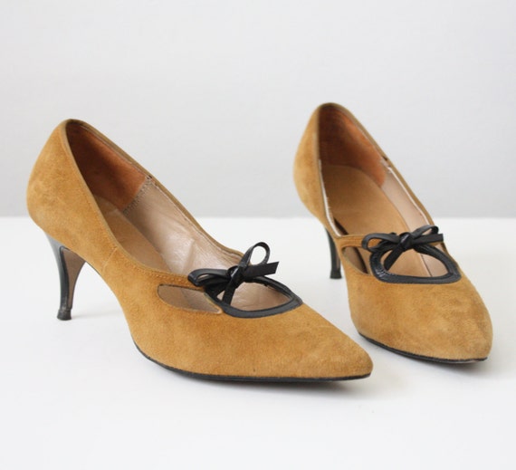 vintage mustard bow shoes size 6 1/2