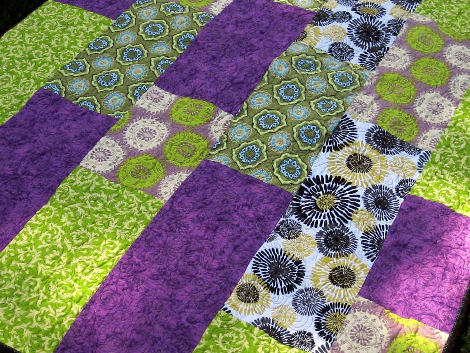 lap-quilt-lime-purple-green-spirals-quilted-blanket-quilt