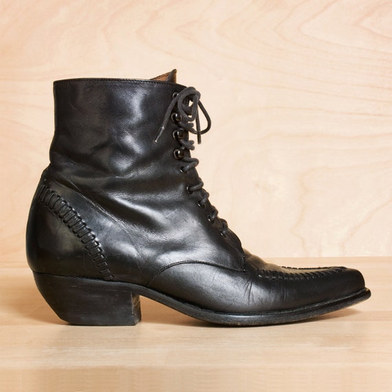 Boots 6 6.5 / vintage 1980s 90s Guess Marciano ankle by kenaione