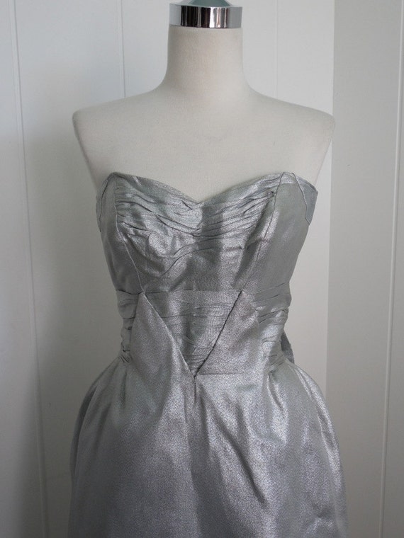 1950s Vintage Metallic Silver Lame Party Dress with Sweetheart
