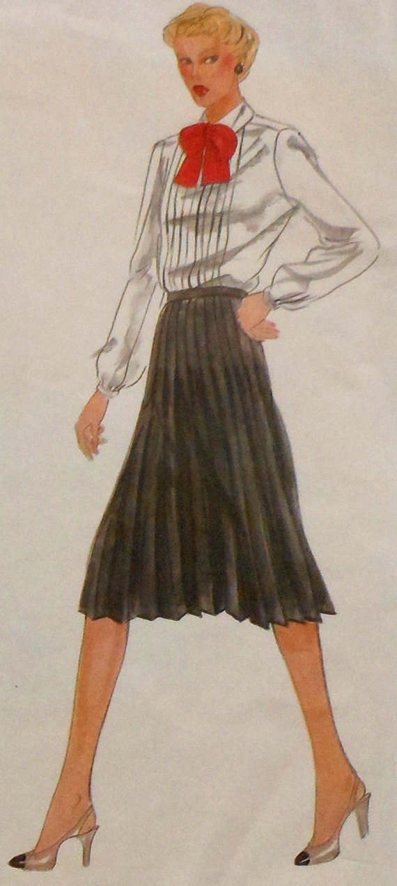 Retro Pleated Skirt Sewing Pattern UNCUT Vogue American