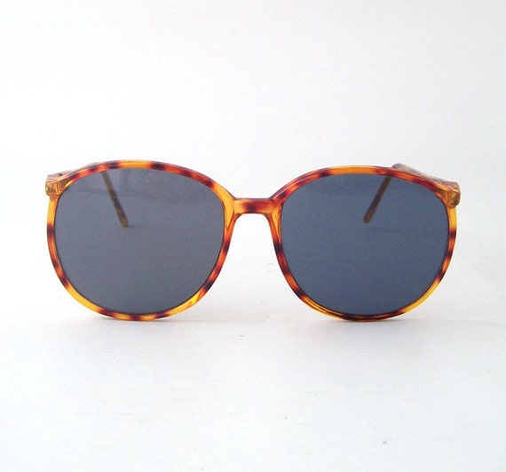 Vintage Sunglasses Brown Tortoise Shell Oversized Frames