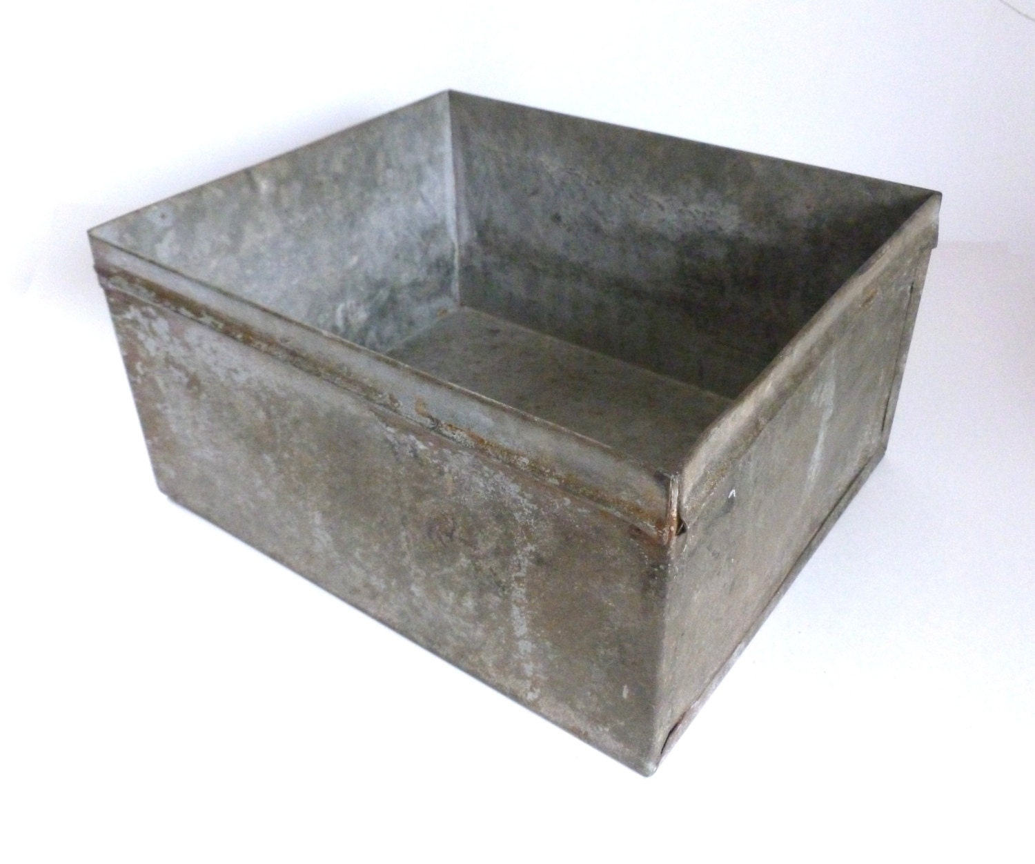 Mid Century Thick Galvanized Metal Container Box 12-1/4