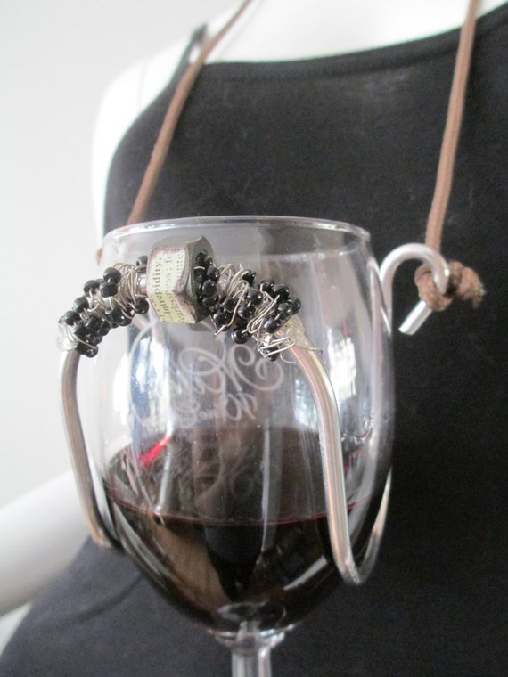 Wine Glass Holder Necklace BOLT BLACK