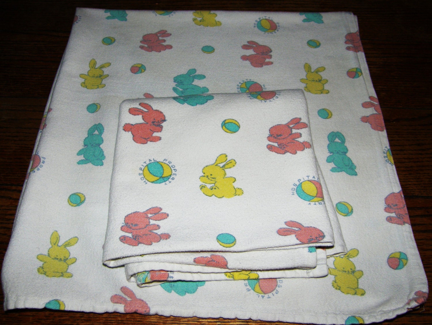 2 Vintage HOSPITAL PROPERTY Baby BLANKETS Receiving Beach Ball