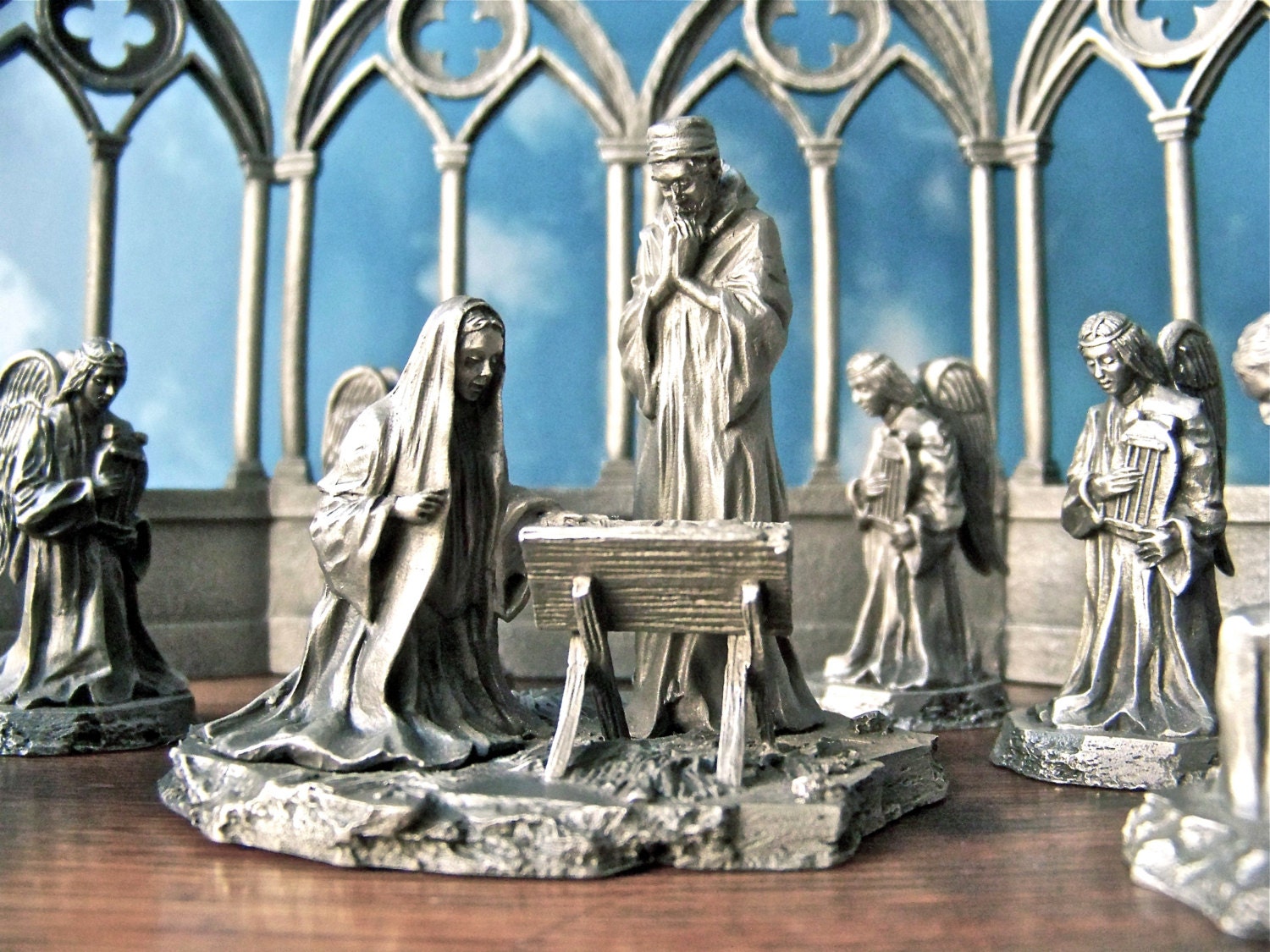 Vintage Nativity Set Cathedral Arch Pewter