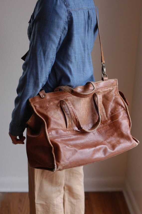 Vintage Distressed Leather Travel Duffle Bag Weekender with
