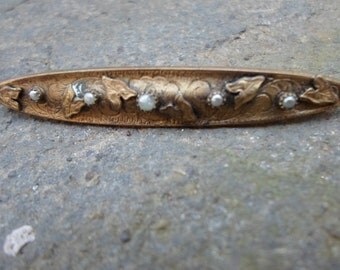 Vintage 1920s to 1940s Art Nouveau Brass Bar Pin Pearl Leaves Brooch Dainty