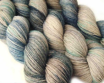 glitter sock yarn EURYDICE hand dyed sw merino nylon stellina 3.5oz 435 yards