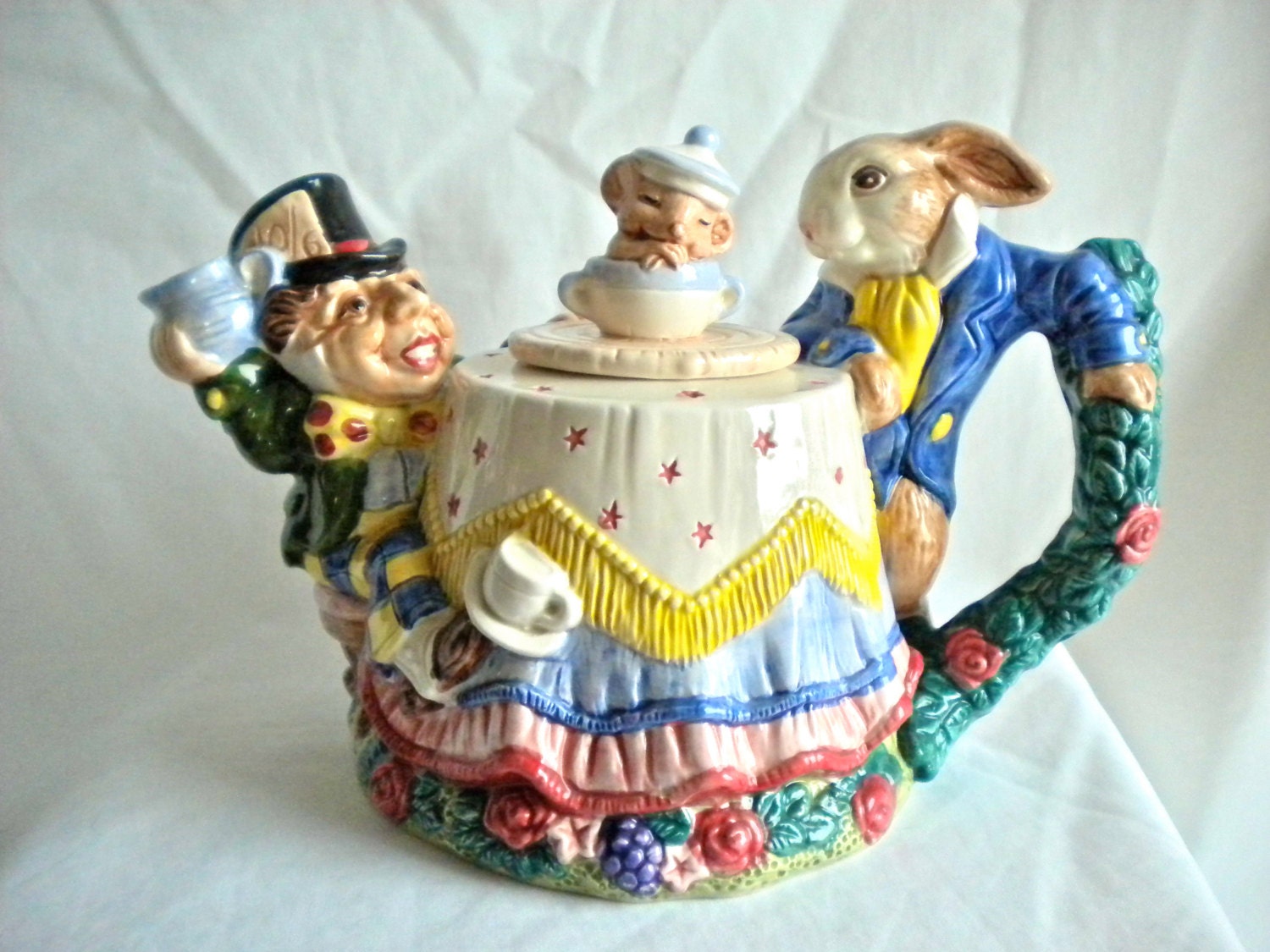 Чайник Алиса в стране чудес