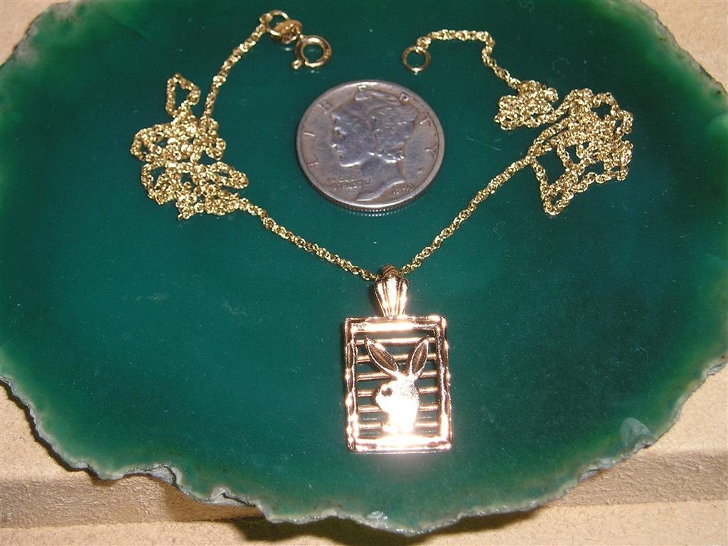 Vintage 14k Solid Gold Pendant Necklace Playboy Rabbit